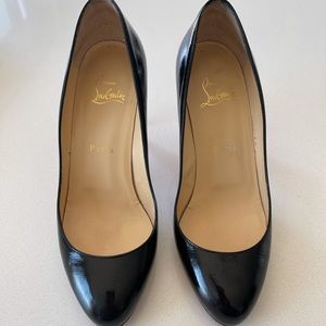 Christian Louboutin heels 38. I wear a size 8 but they fit like a size 7.5